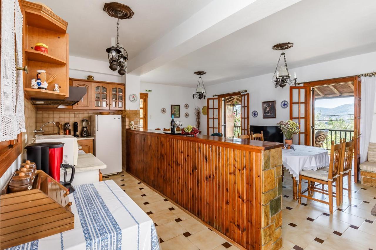 Ourania Apartment Скопелос Екстер'єр фото