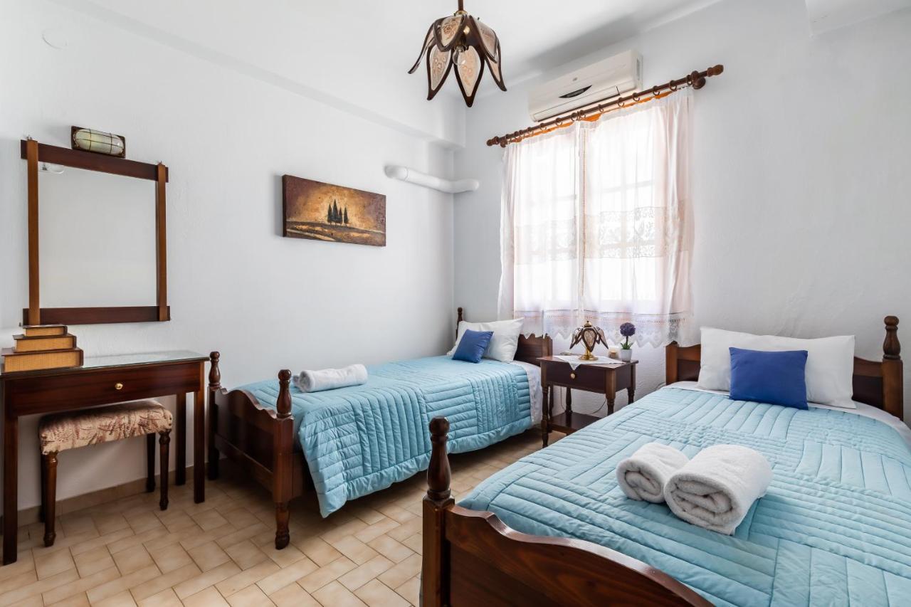Ourania Apartment Скопелос Екстер'єр фото